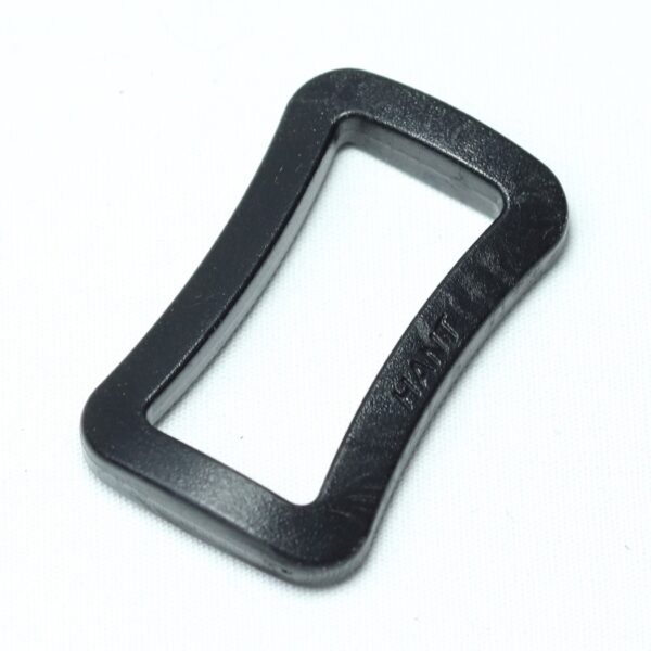 Plastic loop buckle with concave feature