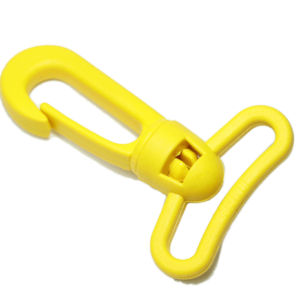 Plastic hook buckle with spring action for making removable straps for duffel and messenger bags